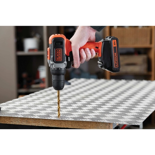 20V MAX* 2-Speed Cordless Drill/Driver w/ 2 Batteries