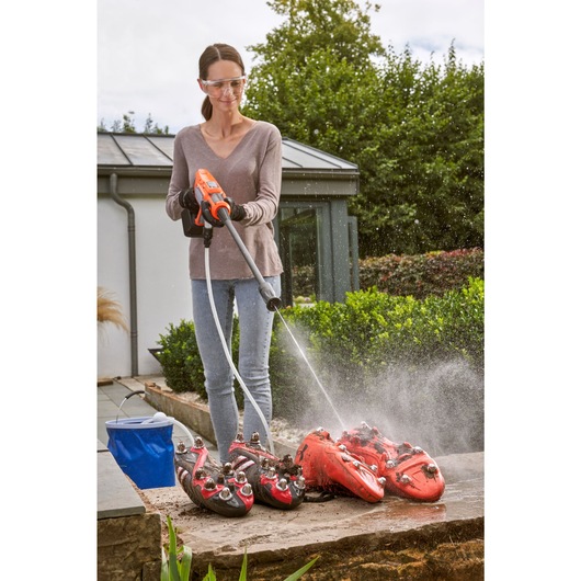 20V MAX* Cordless Power Cleaner Kit
