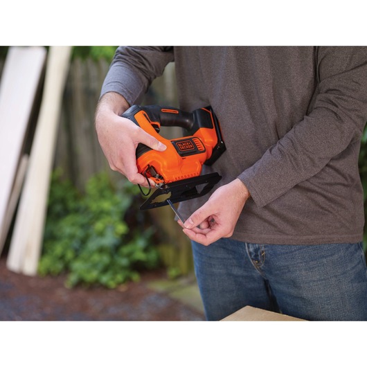 Adjustable jig feature of a cordless jigsaw.