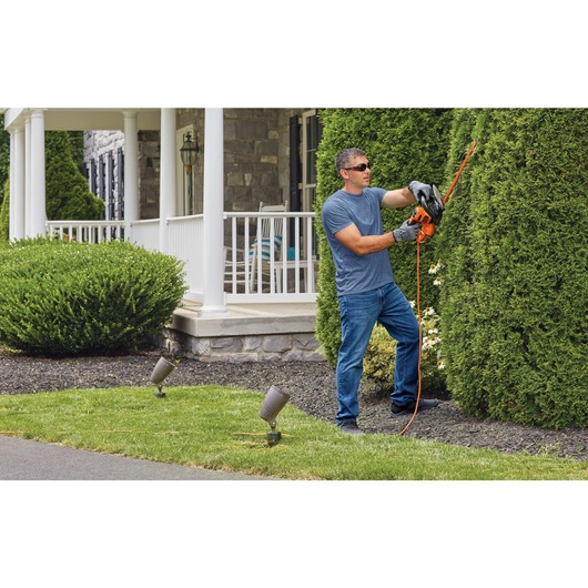 22 in. SAWBLADE™ Electric Hedge Trimmer