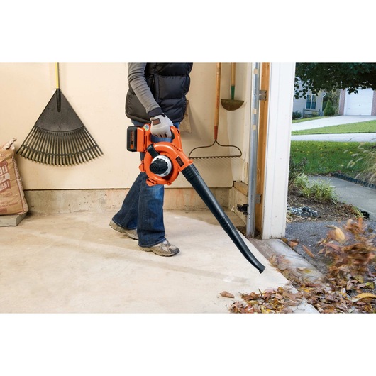 40 volt lithium sweeper or vacuum being used.