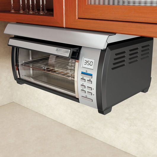 Space Maker Under the Cabinet 4 Slice Toaster Oven under kitchen cabinet.